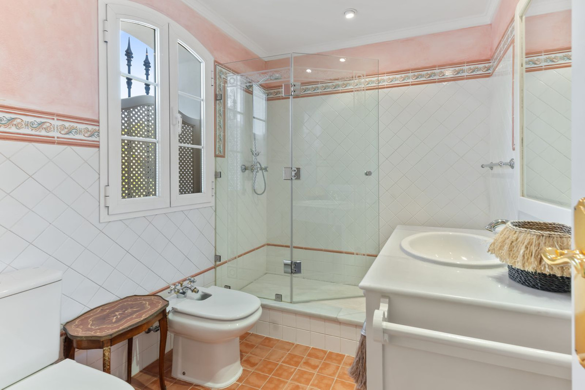 5 Bed Townhouse for sale in Bahía De Marbella Costa Del Sol, Málaga, Spain