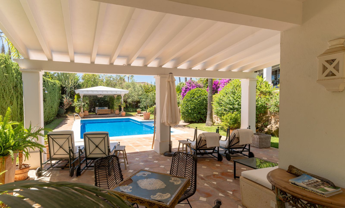 5 Bed Townhouse for sale in Bahía De Marbella Costa Del Sol, Málaga, Spain