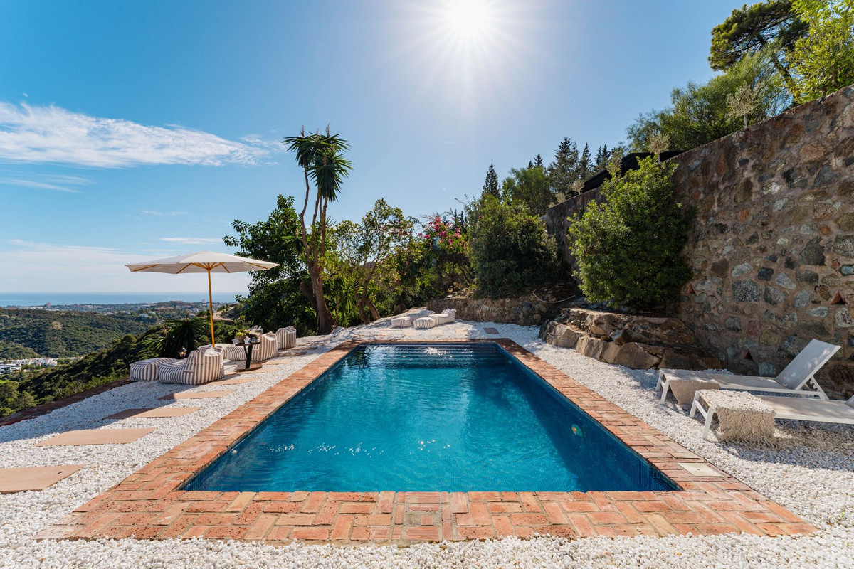 Se vende Villa - Chalet de 6 dormitorios en Costa Del Sol, Málaga, España