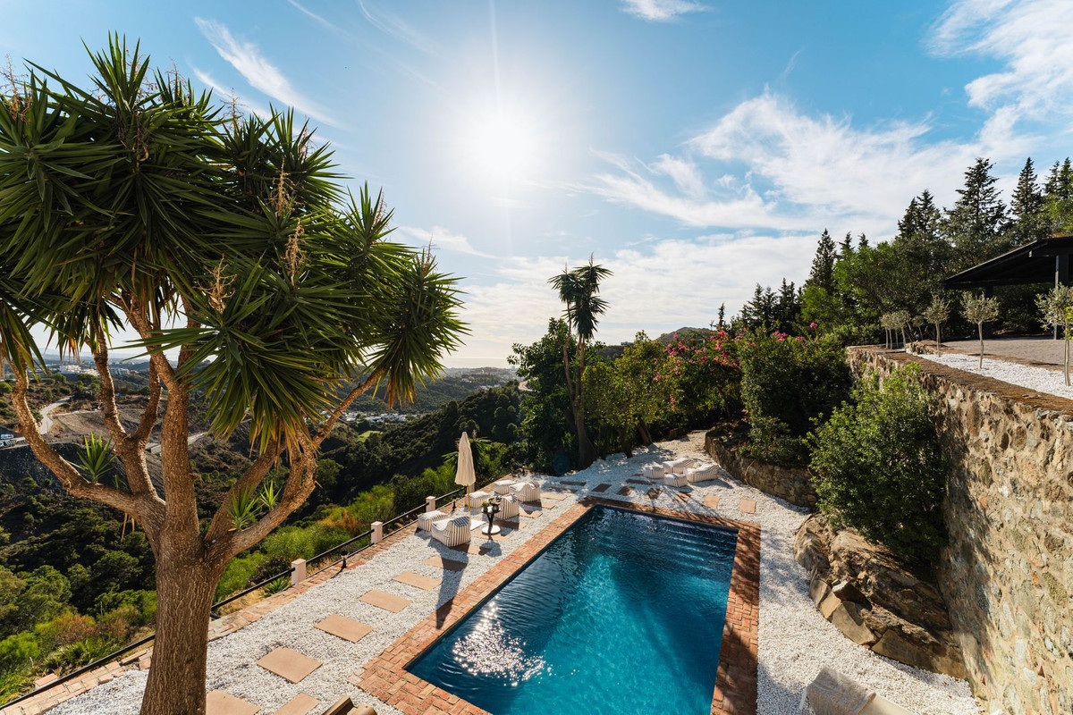 Se vende Villa - Chalet de 6 dormitorios en Costa Del Sol, Málaga, España