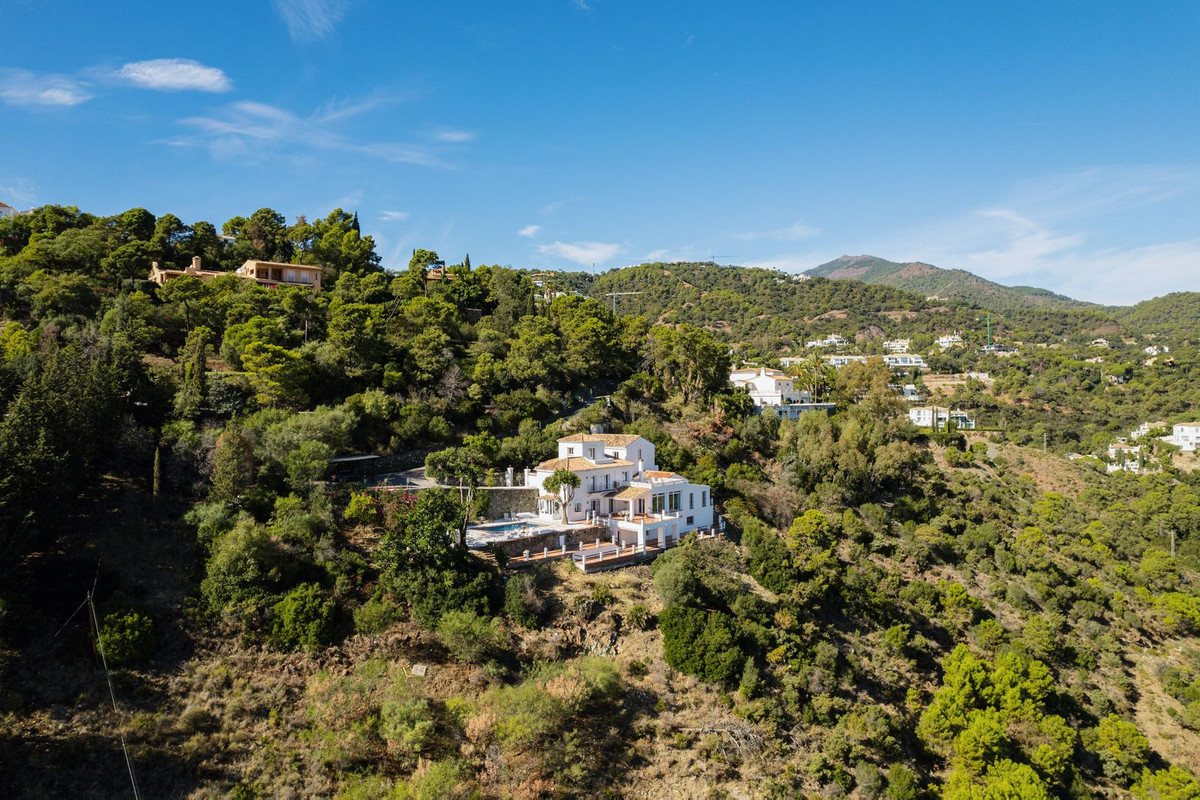 Se vende Villa - Chalet de 6 dormitorios en Costa Del Sol, Málaga, España