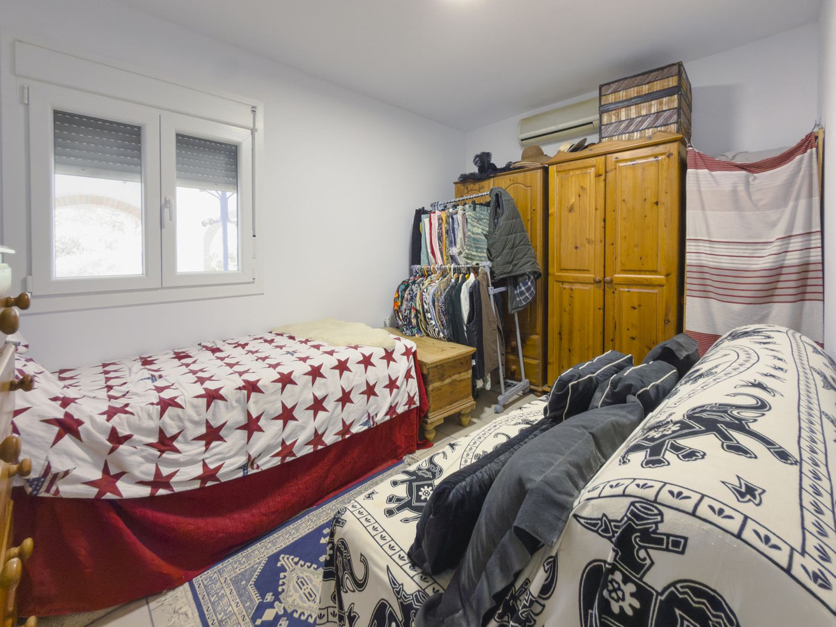 4 Bed Townhouse for sale in Coín Costa Del Sol, Málaga, Spain