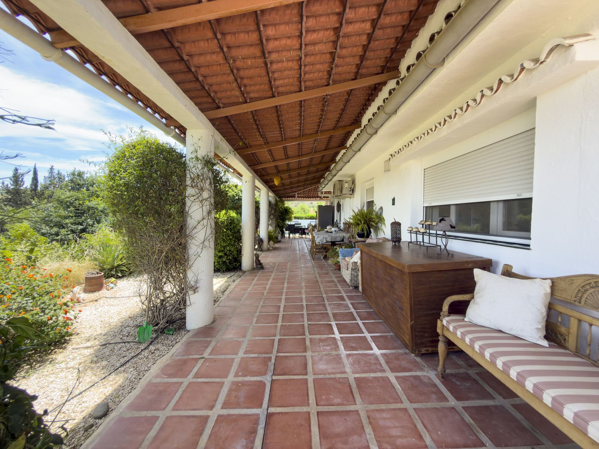 4 Bed Townhouse for sale in Coín Costa Del Sol, Málaga, Spain