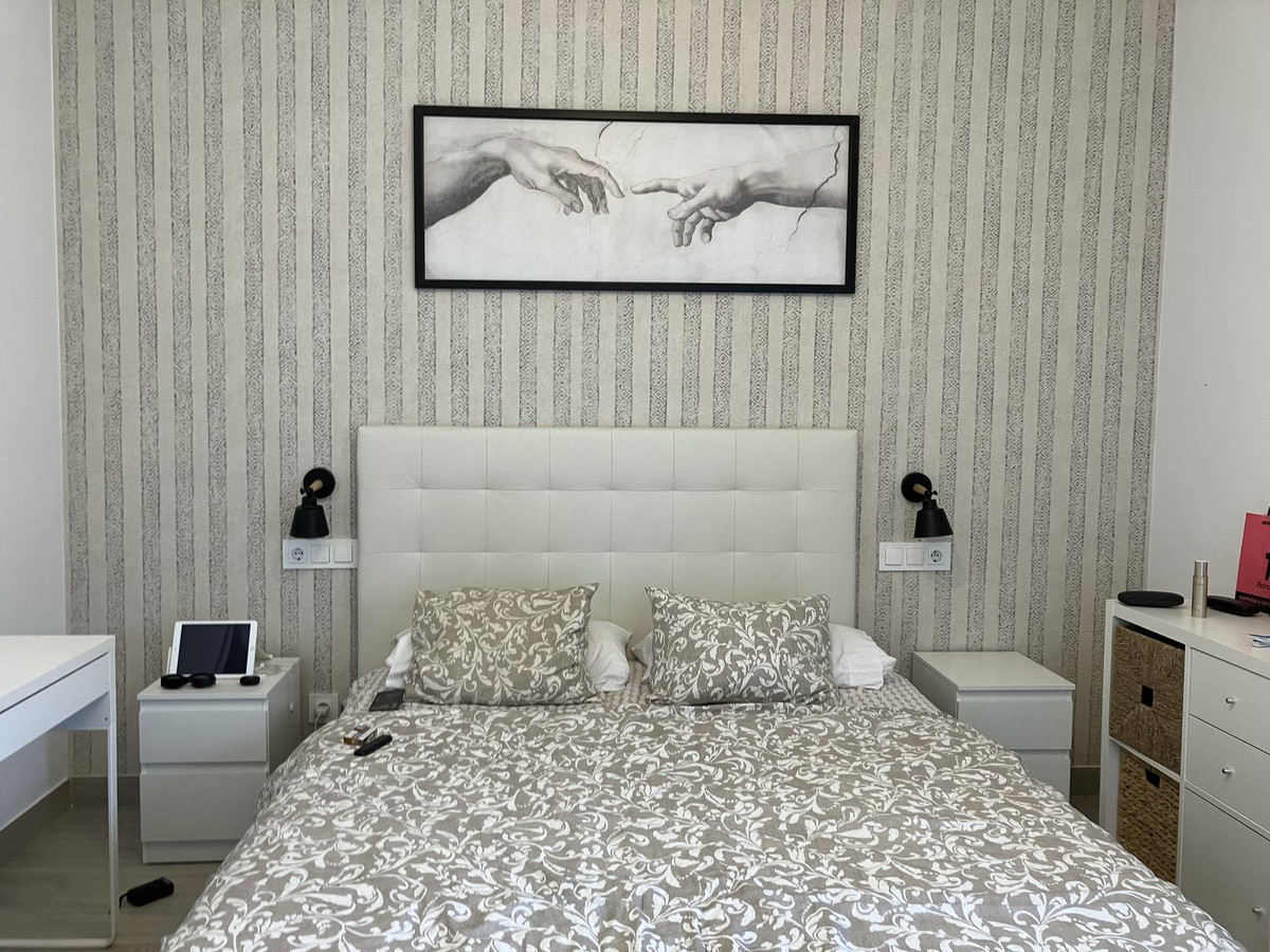 2 Bed Apartment for sale in Puerto Banús Costa Del Sol, Málaga, Spain