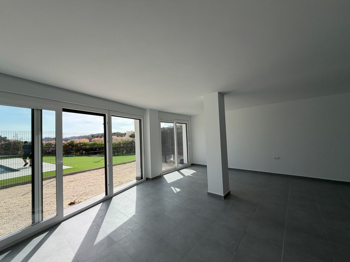 2 Bed Apartment for sale in Villajoyosa Costa Blanca, Alicante, Spain