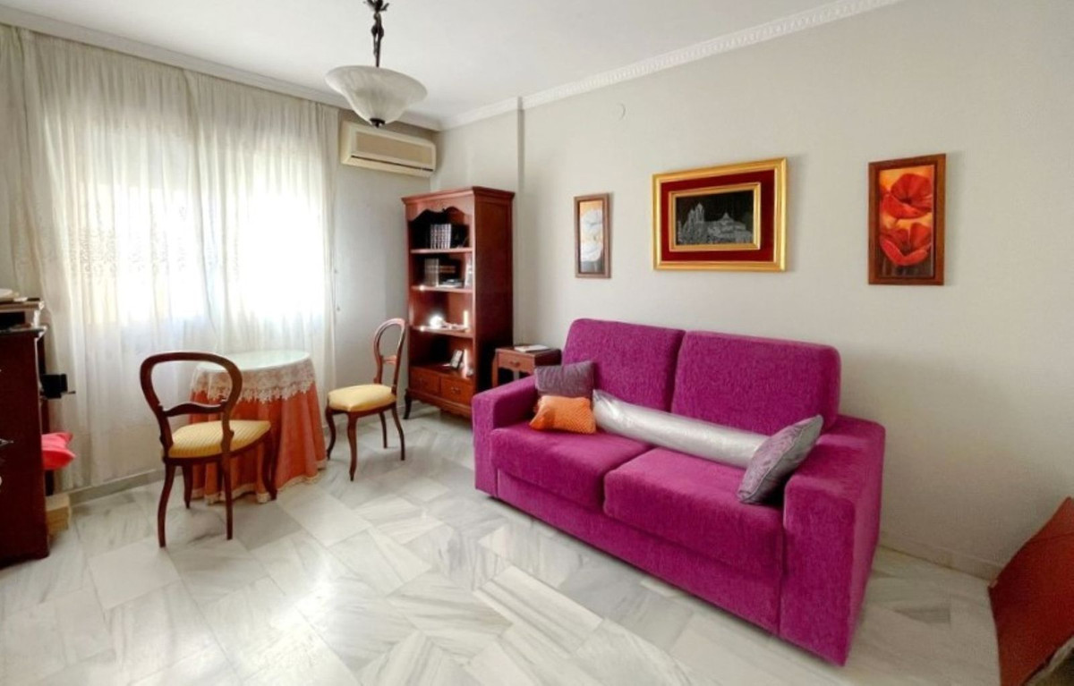 3 Bed Apartment for sale in Estepona Costa Del Sol, Málaga, Spain