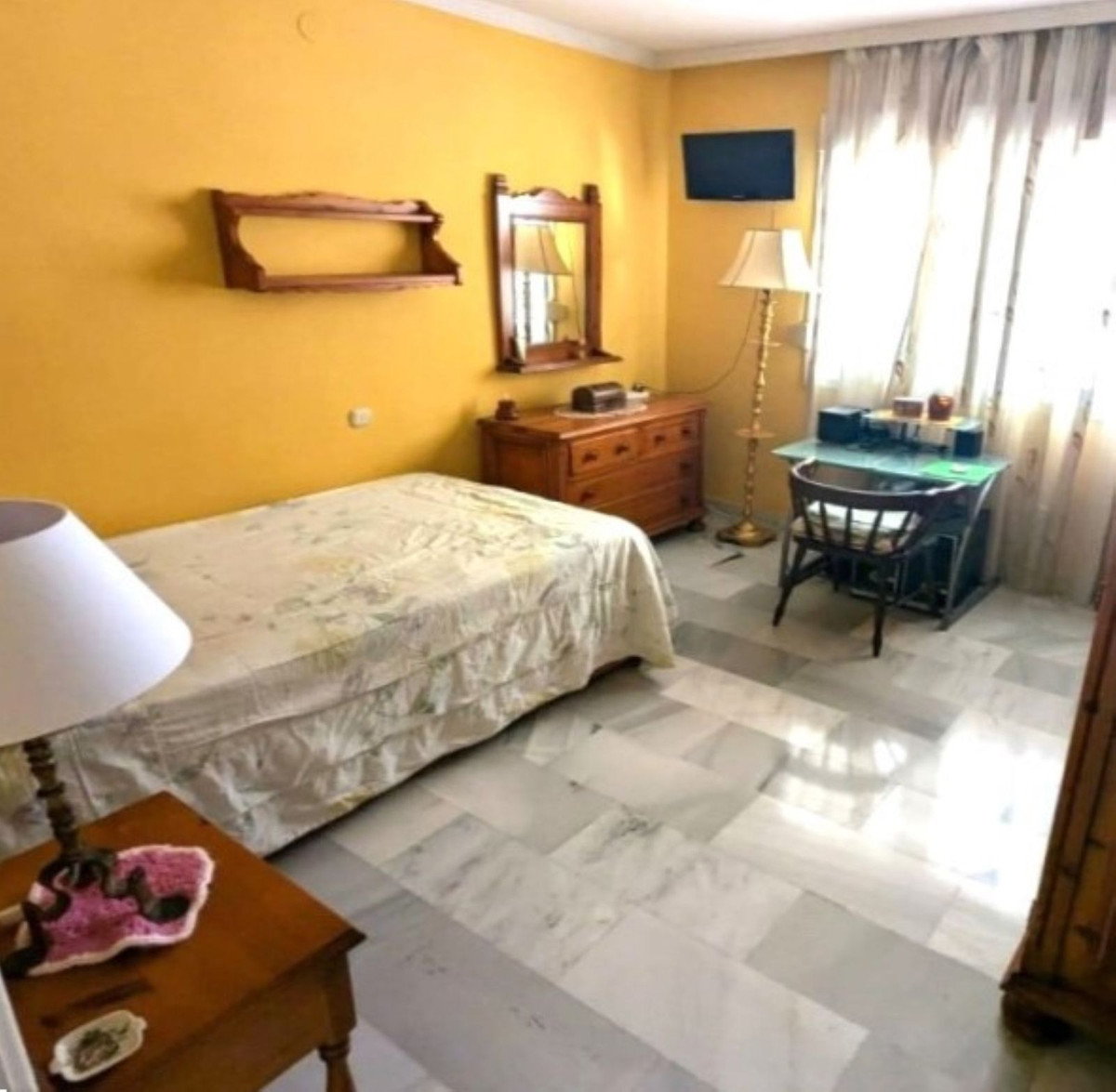 3 Bed Apartment for sale in Estepona Costa Del Sol, Málaga, Spain
