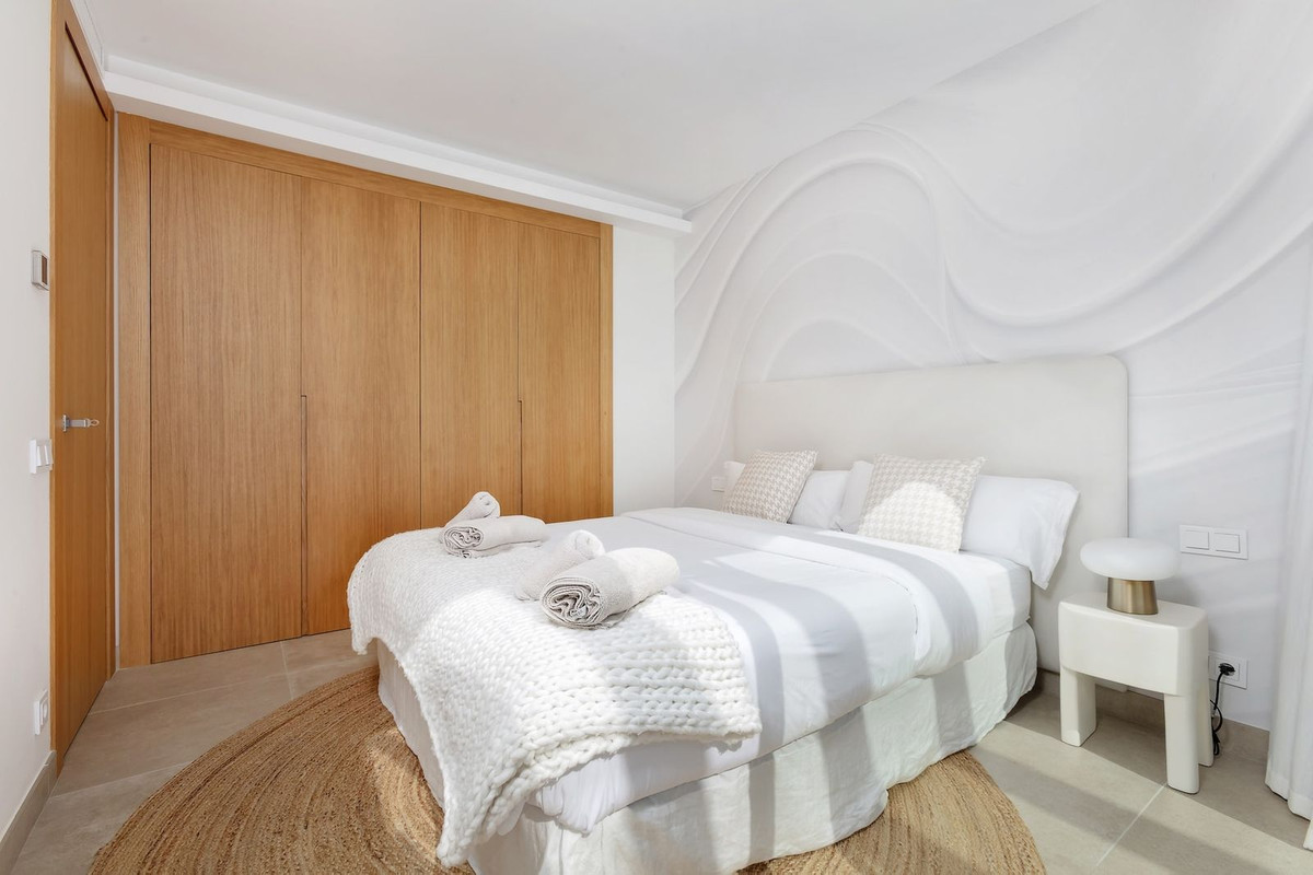 Se vende Villa - Chalet de 5 dormitorios en Costa Del Sol, Málaga, España