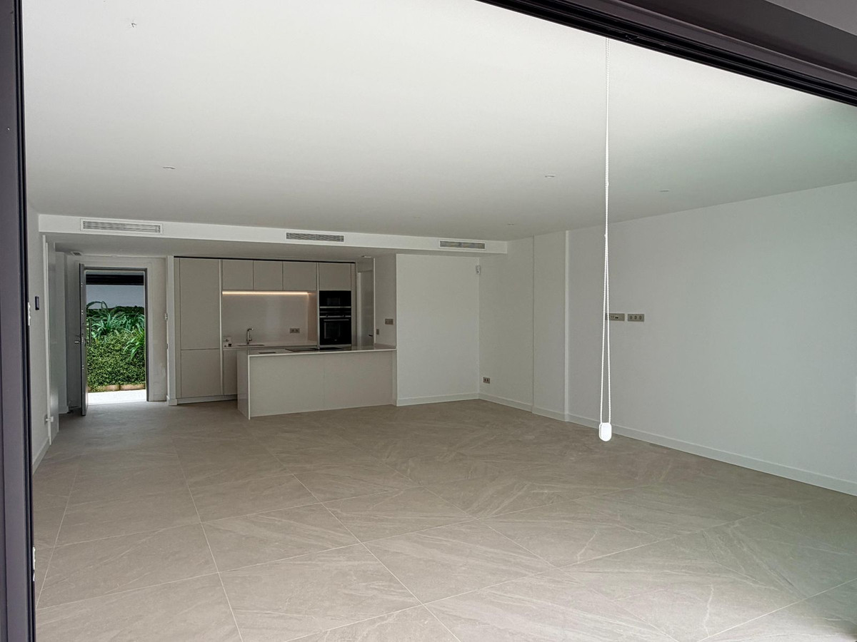 2 Bed Apartment for sale in Bahía De Marbella Costa Del Sol, Málaga, Spain