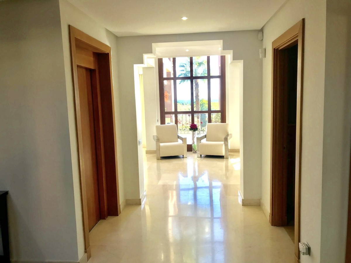 Se vende Villa - Chalet de 6 dormitorios en Costa Del Sol, Málaga, España