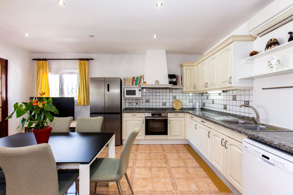 4 Bed Townhouse for sale in Benissa Costa Blanca, Alicante, Spain