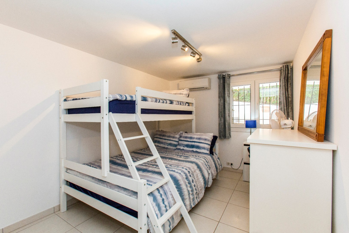 4 Bed Townhouse for sale in Benissa Costa Blanca, Alicante, Spain