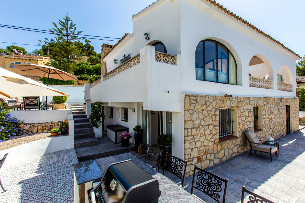 4 Bed Townhouse for sale in Benissa Costa Blanca, Alicante, Spain