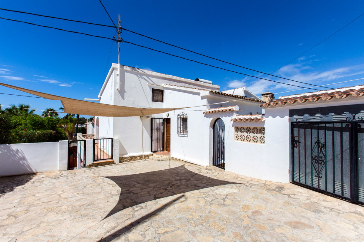4 Bed Townhouse for sale in Benissa Costa Blanca, Alicante, Spain
