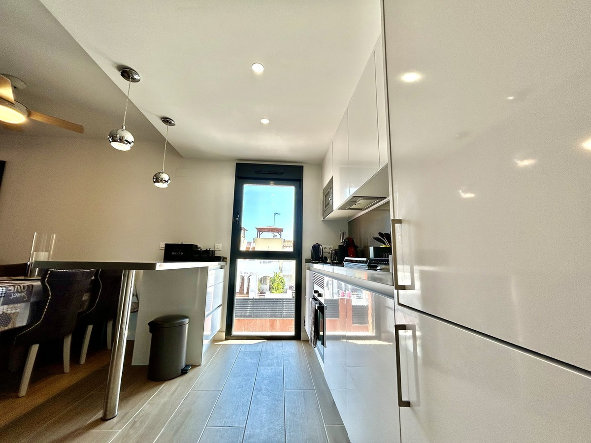 2 Bed Apartment for sale in Villamartin Costa Blanca, Alicante, Spain