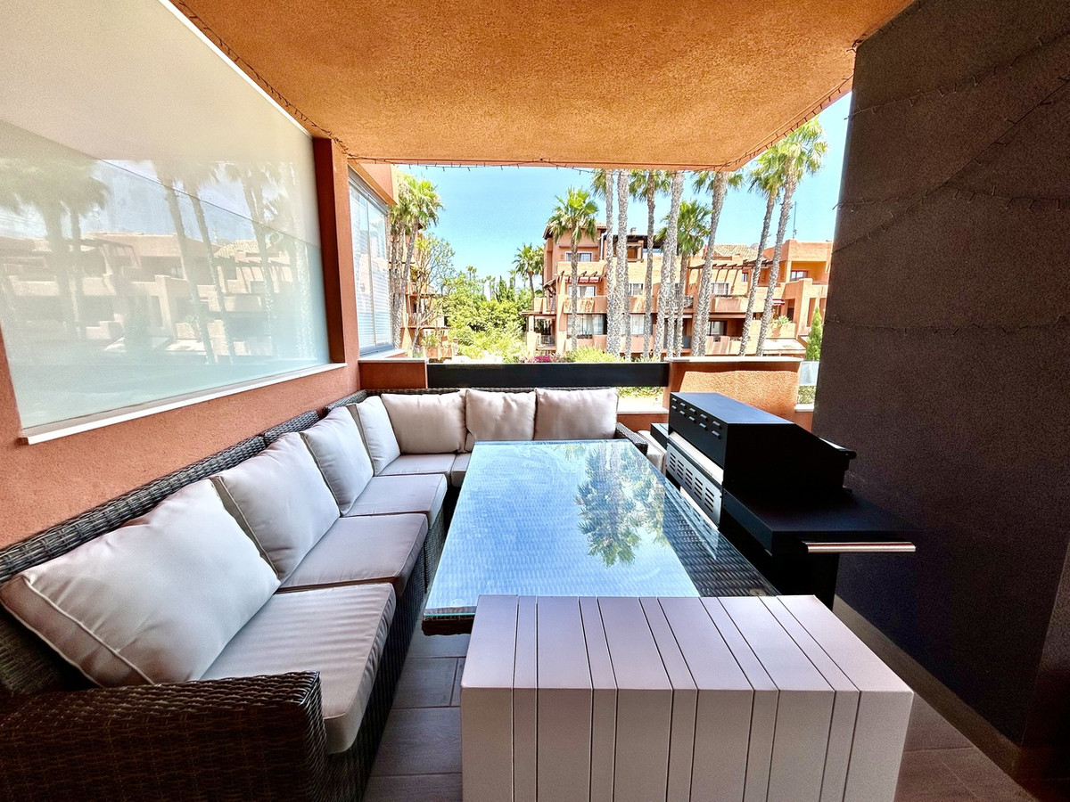 2 Bed Apartment for sale in Villamartin Costa Blanca, Alicante, Spain
