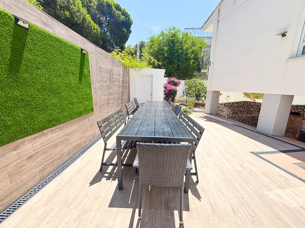 Se vende Villa - Chalet de 7 dormitorios en Costa Blanca, Alicante, España