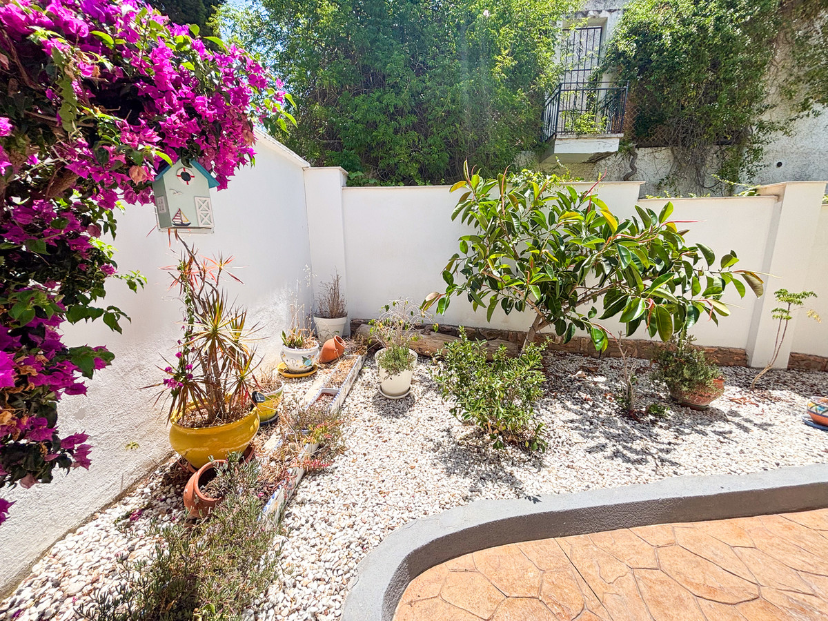 Se vende Villa - Chalet de 7 dormitorios en Costa Blanca, Alicante, España