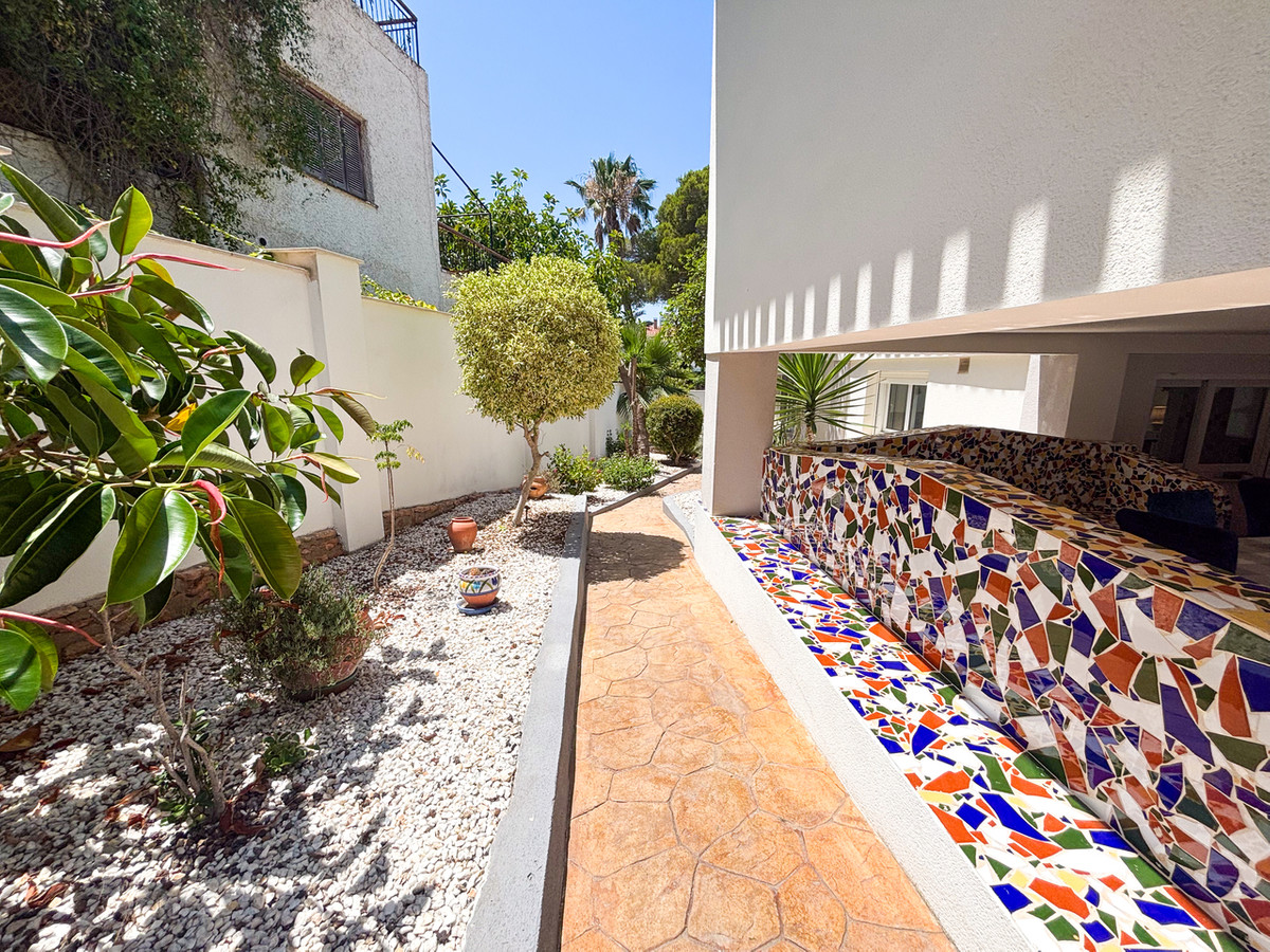 Se vende Villa - Chalet de 7 dormitorios en Costa Blanca, Alicante, España