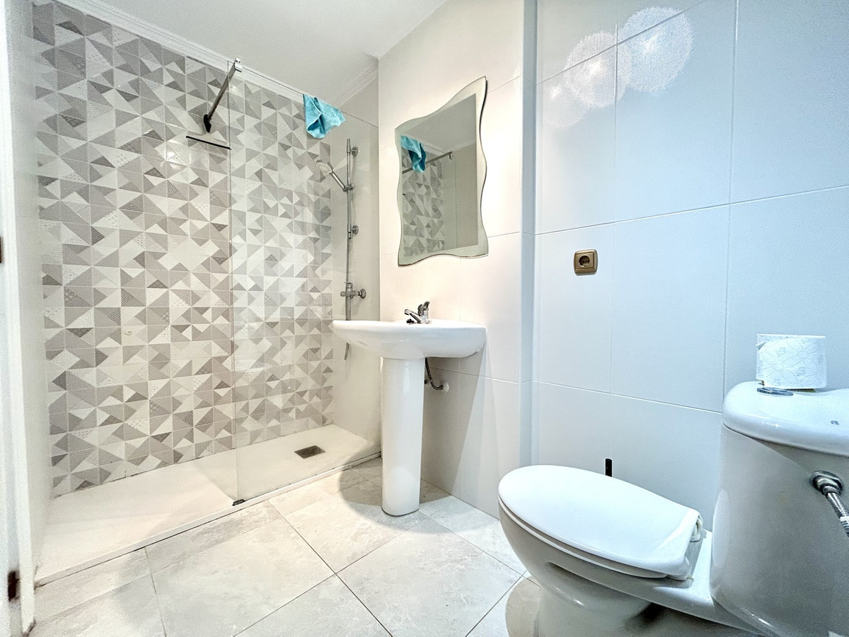 2 Bed Apartment for sale in La Zenia Costa Blanca, Alicante, Spain