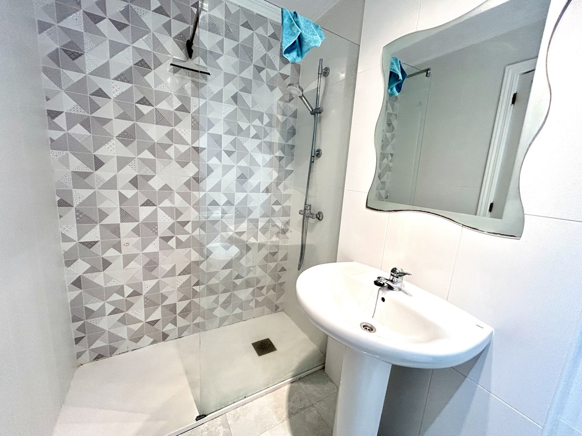 2 Bed Apartment for sale in La Zenia Costa Blanca, Alicante, Spain