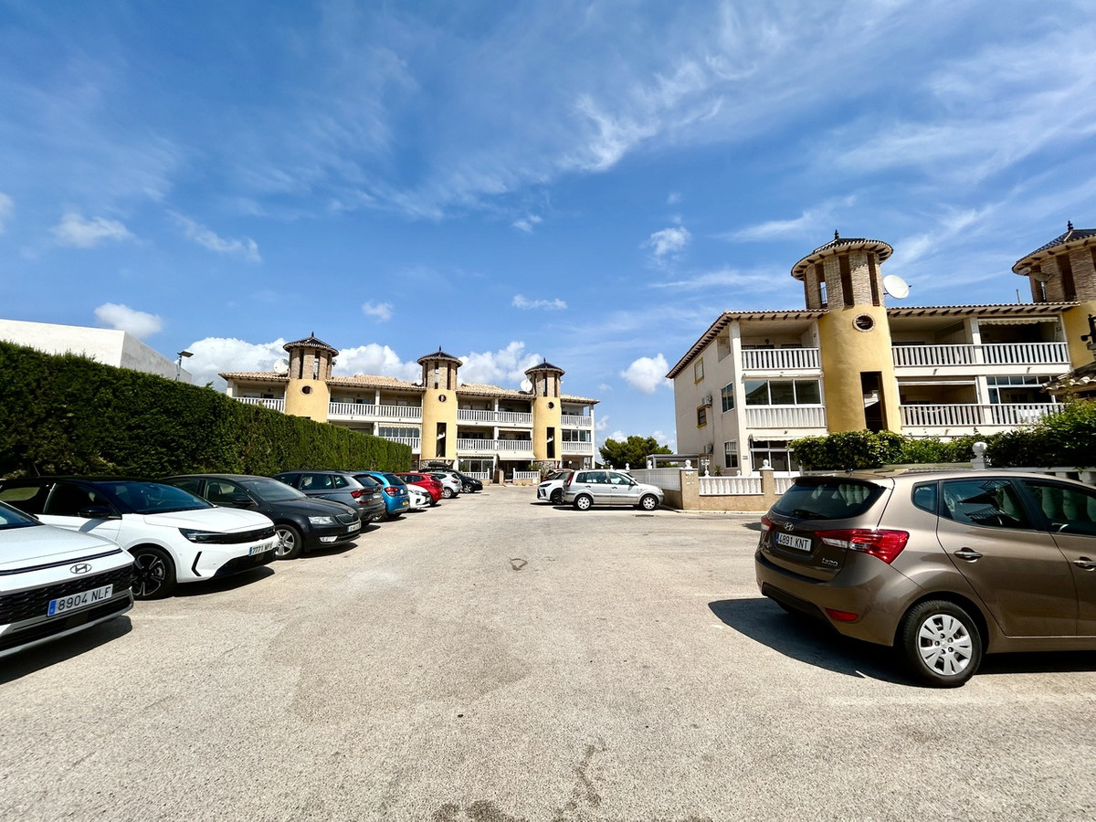 2 Bed Apartment for sale in La Zenia Costa Blanca, Alicante, Spain