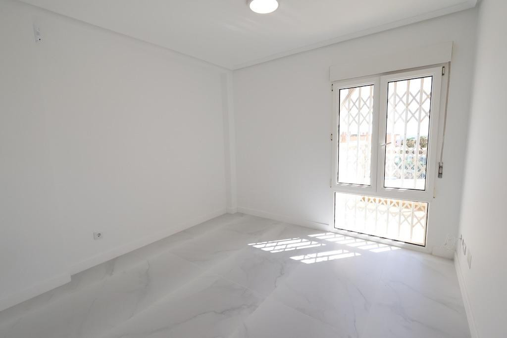 2 Bed Apartment for sale in Cabo Roig Costa Blanca, Alicante, Spain