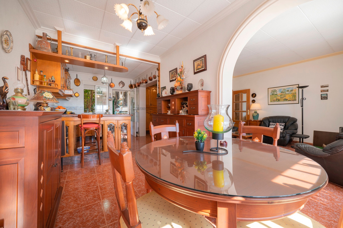 4 Bed Townhouse for sale in Ciudad Quesada Costa Blanca, Alicante, Spain