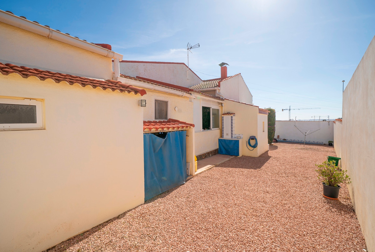 4 Bed Townhouse for sale in Ciudad Quesada Costa Blanca, Alicante, Spain