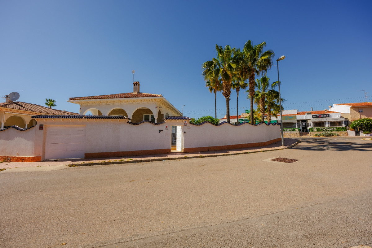 5 Bed Townhouse for sale in Ciudad Quesada Costa Blanca, Alicante, Spain