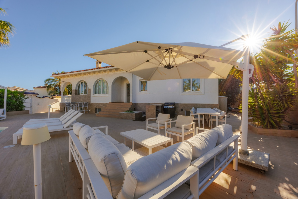 5 Bed Townhouse for sale in Ciudad Quesada Costa Blanca, Alicante, Spain