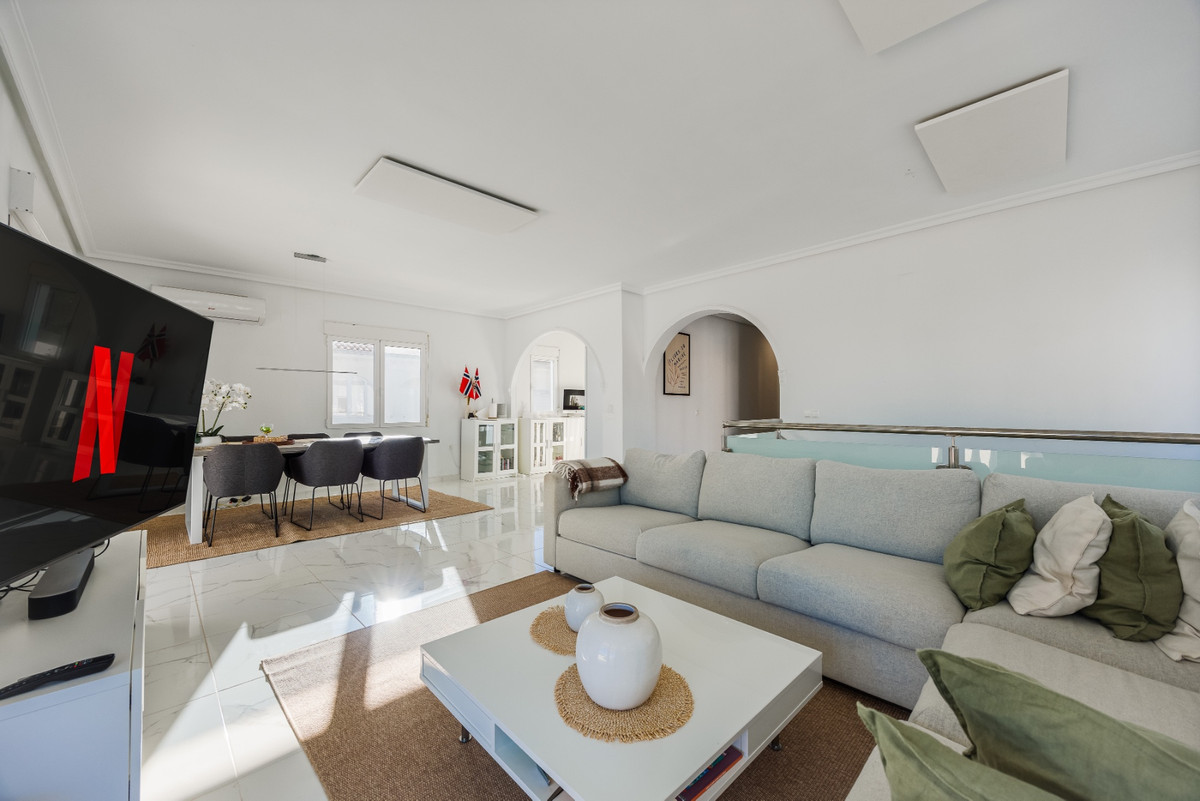5 Bed Townhouse for sale in Ciudad Quesada Costa Blanca, Alicante, Spain