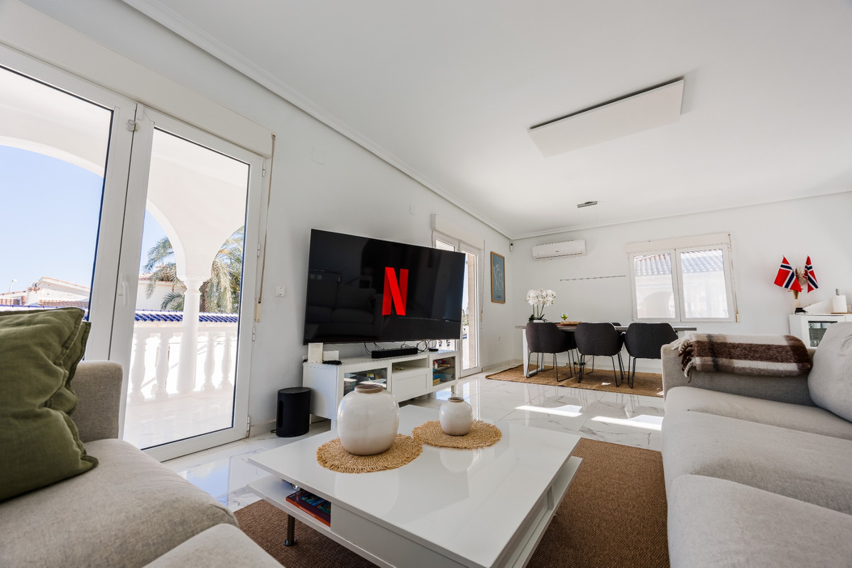 5 Bed Townhouse for sale in Ciudad Quesada Costa Blanca, Alicante, Spain