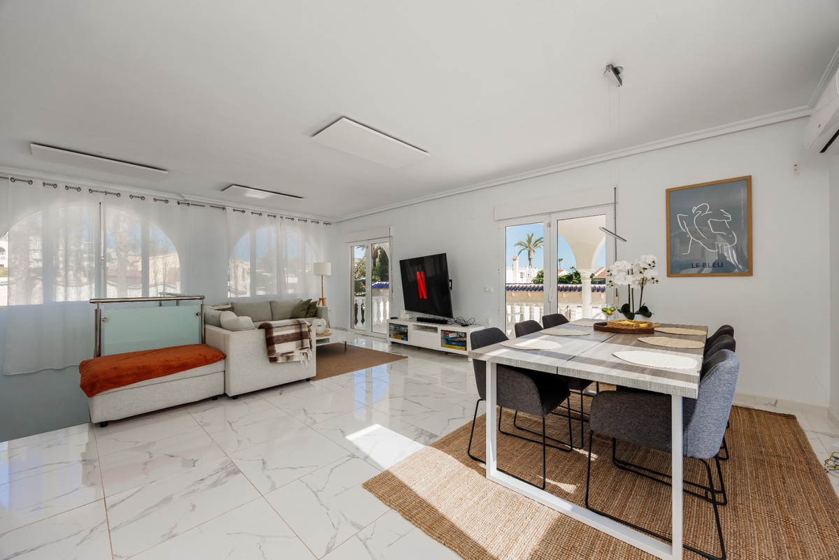 5 Bed Townhouse for sale in Ciudad Quesada Costa Blanca, Alicante, Spain