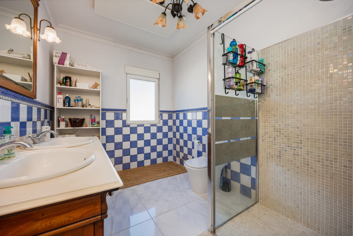 5 Bed Townhouse for sale in Ciudad Quesada Costa Blanca, Alicante, Spain