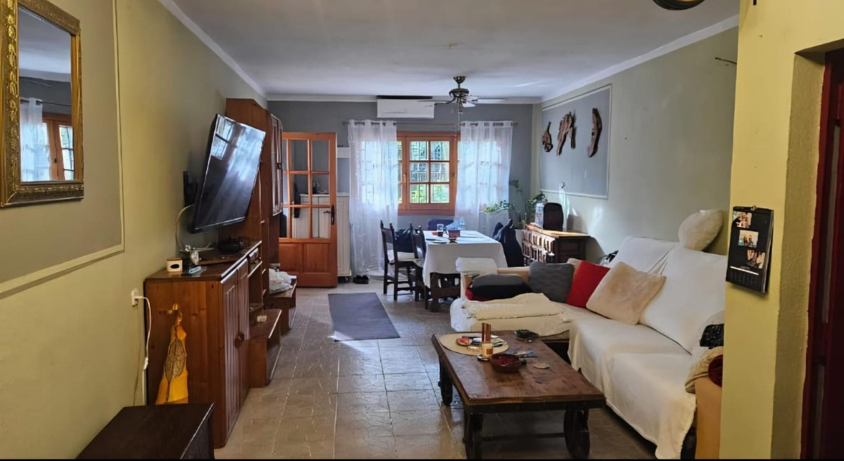 Se vende Finca - Cortijo de 4 dormitorios en Costa Del Sol, Málaga, España