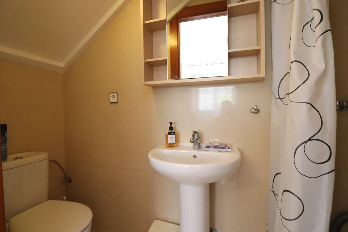 2 Bed Townhouse for sale in Dona Pepa Costa Blanca, Alicante, Spain
