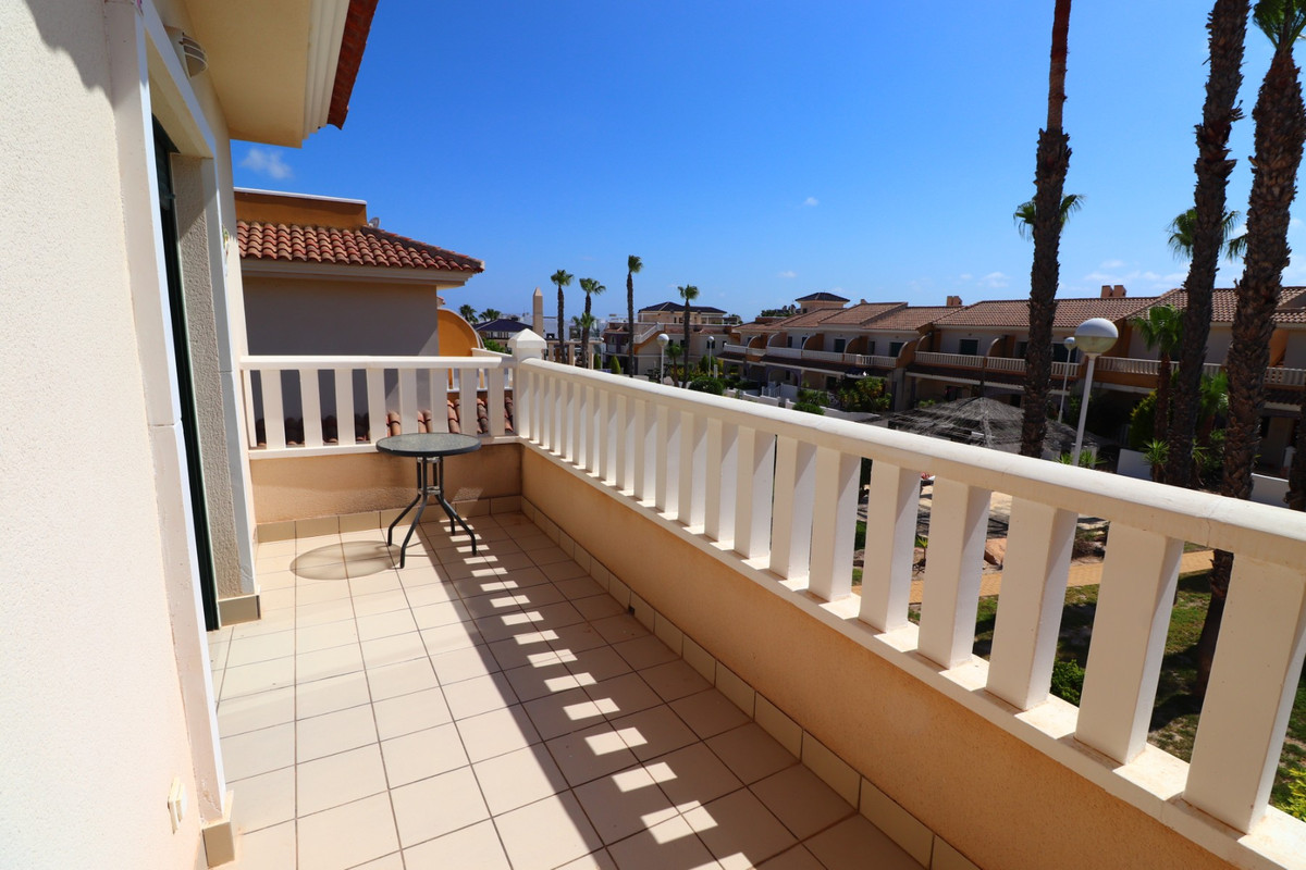 2 Bed Townhouse for sale in Dona Pepa Costa Blanca, Alicante, Spain