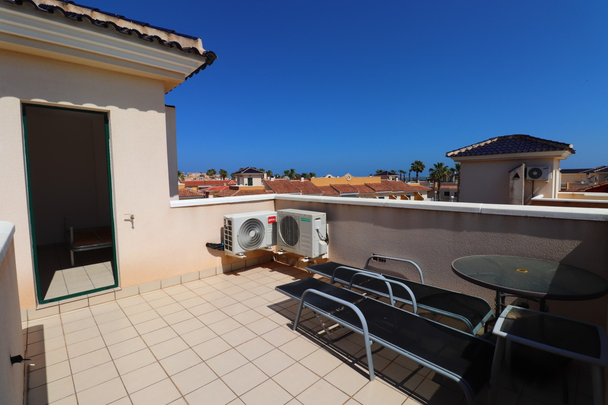 2 Bed Townhouse for sale in Dona Pepa Costa Blanca, Alicante, Spain