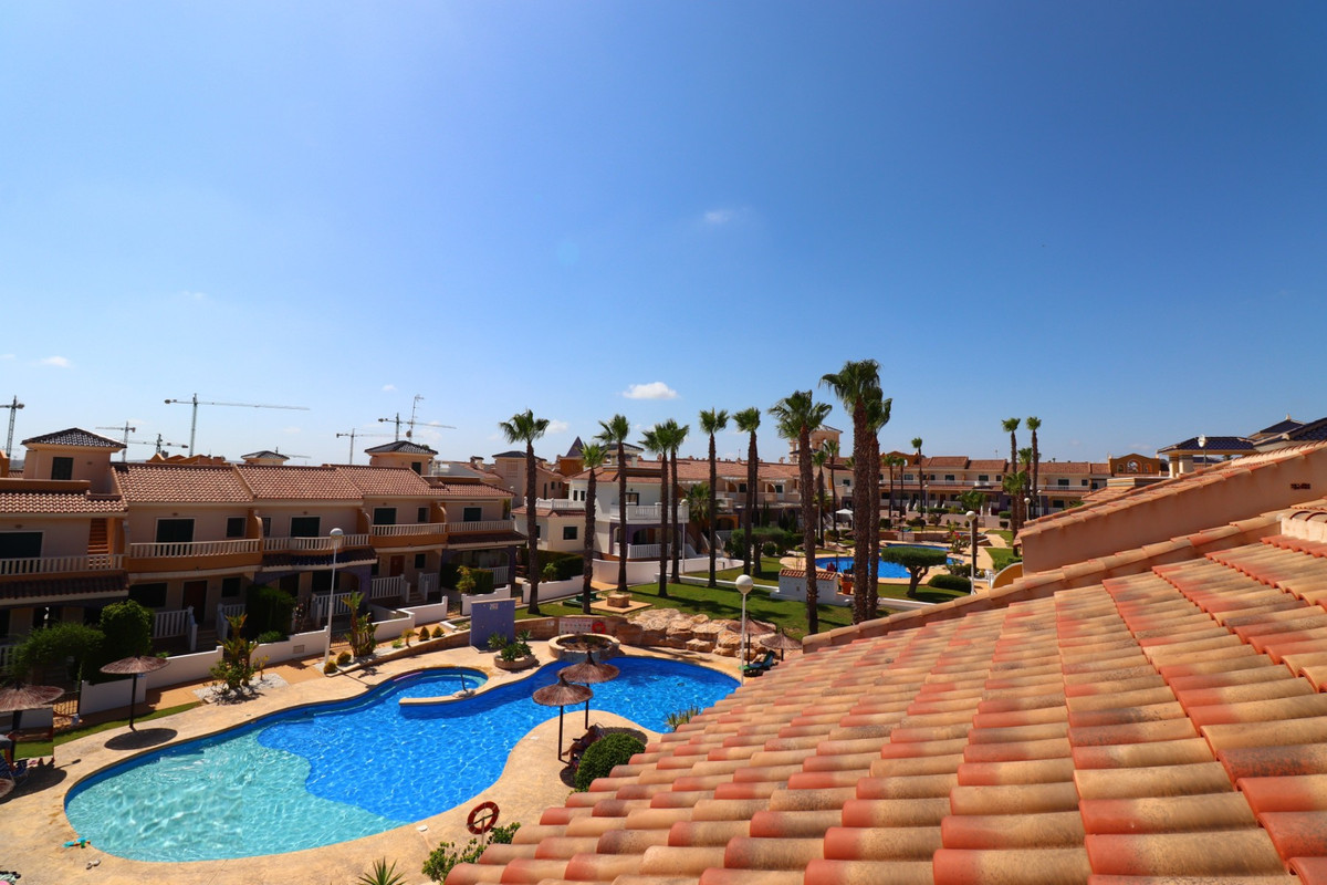2 Bed Townhouse for sale in Dona Pepa Costa Blanca, Alicante, Spain