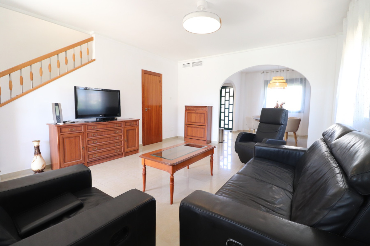 2 Bed Townhouse for sale in Dona Pepa Costa Blanca, Alicante, Spain