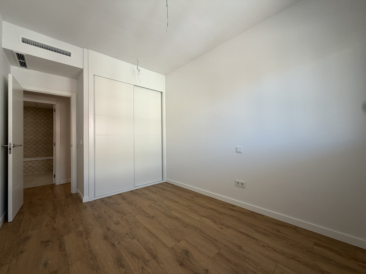 2 Bed Apartment for sale in Estepona Costa Del Sol, Málaga, Spain