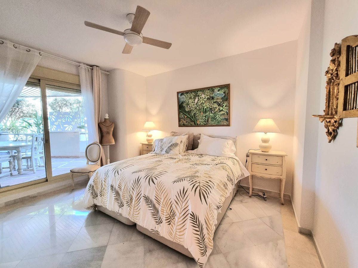 2 Bed Apartment for sale in Nueva Andalucía Costa Del Sol, Málaga, Spain