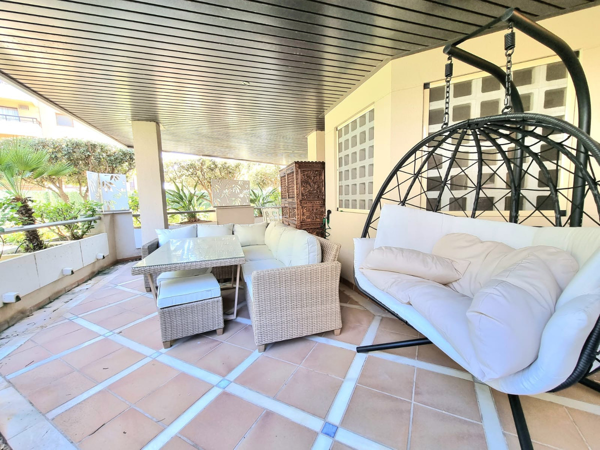 2 Bed Apartment for sale in Nueva Andalucía Costa Del Sol, Málaga, Spain