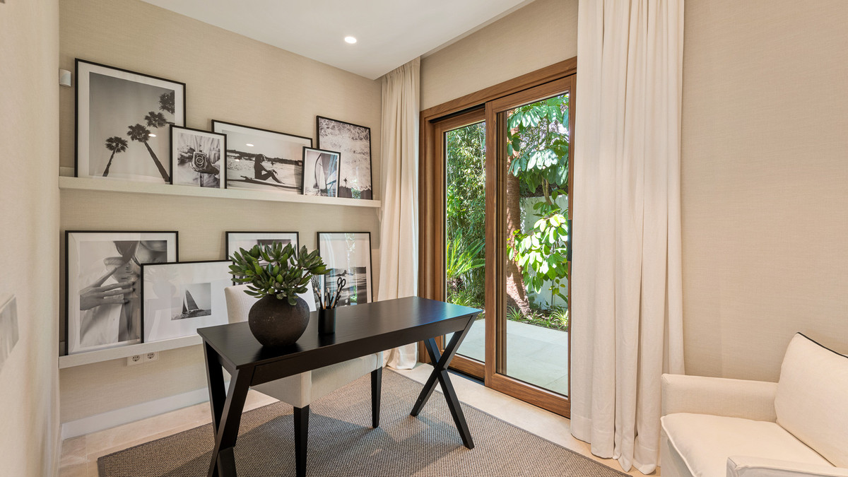 4 Bed Townhouse for sale in Las Brisas Costa Del Sol, Málaga, Spain