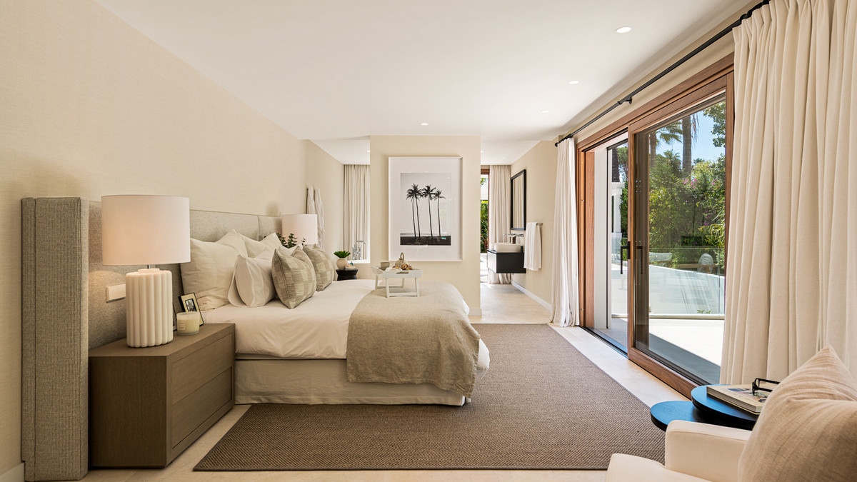 4 Bed Townhouse for sale in Las Brisas Costa Del Sol, Málaga, Spain
