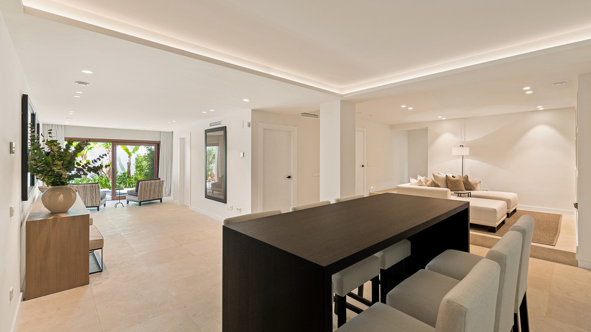 4 Bed Townhouse for sale in Las Brisas Costa Del Sol, Málaga, Spain