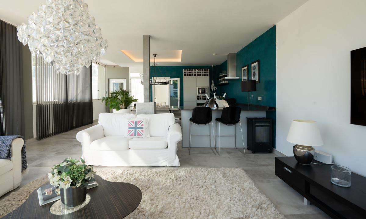 5 Bed Townhouse for sale in Torrenueva Costa Del Sol, Málaga, Spain