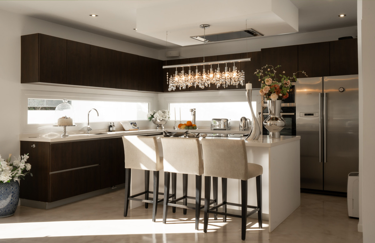 5 Bed Townhouse for sale in Torrenueva Costa Del Sol, Málaga, Spain
