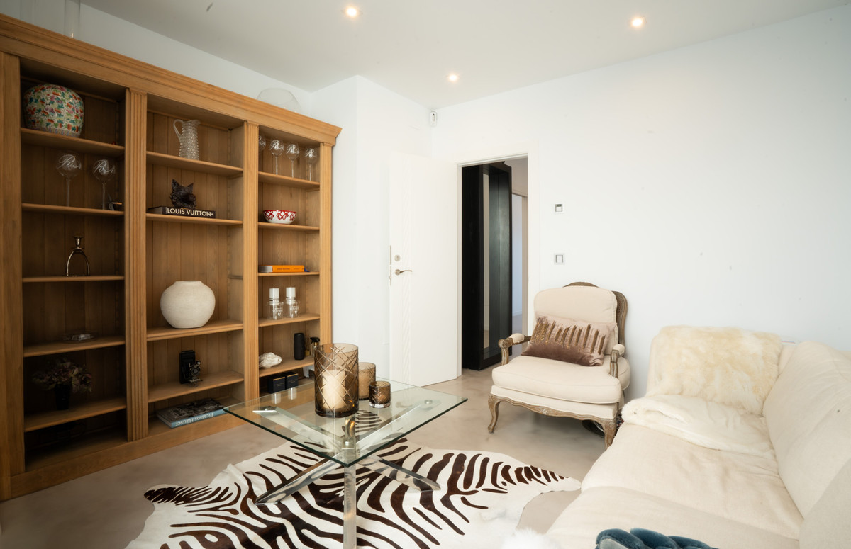 5 Bed Townhouse for sale in Torrenueva Costa Del Sol, Málaga, Spain